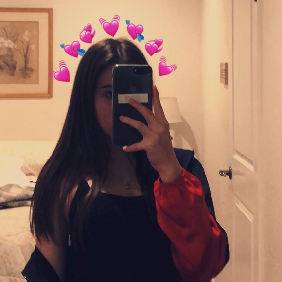 Meet your Posher, Melanie - Picture 1 of 1